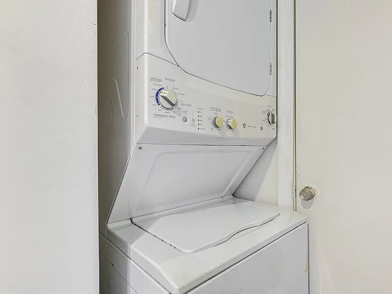 Washer/Dryer