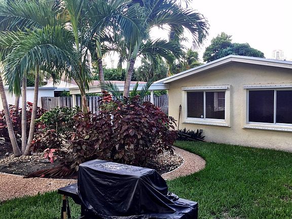 5th image of 2713 NE 33rd Ave #2