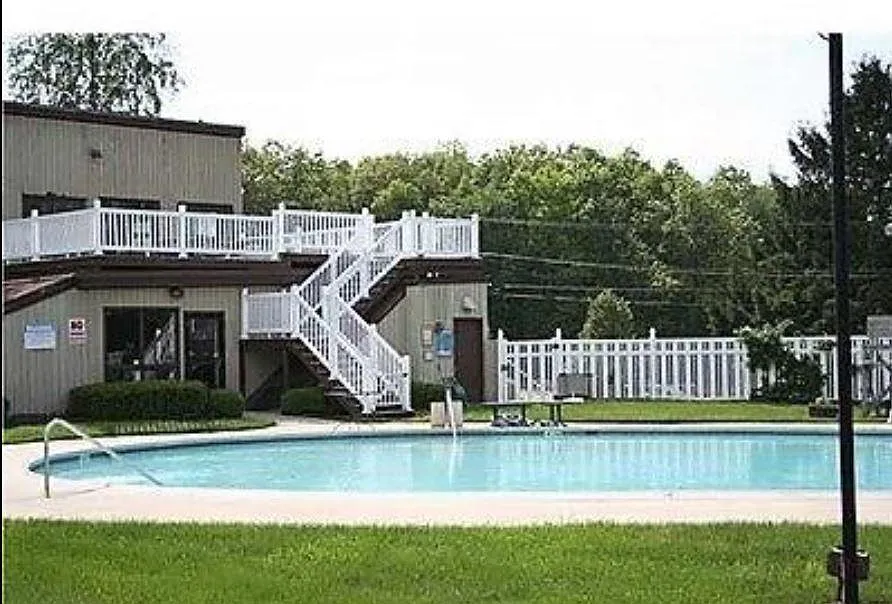 Building Photo - 67 Balance Rock Rd #15