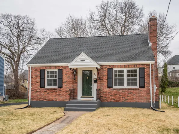 201 School Street, Manchester, CT 06040