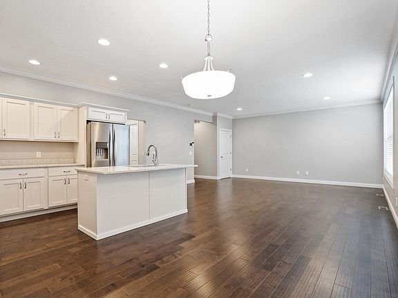 4th image of 4539 E Slate Creek Dr #0