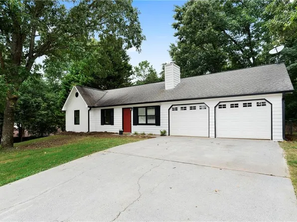 19 Indian Springs Dr NE, Rydal, GA 30171