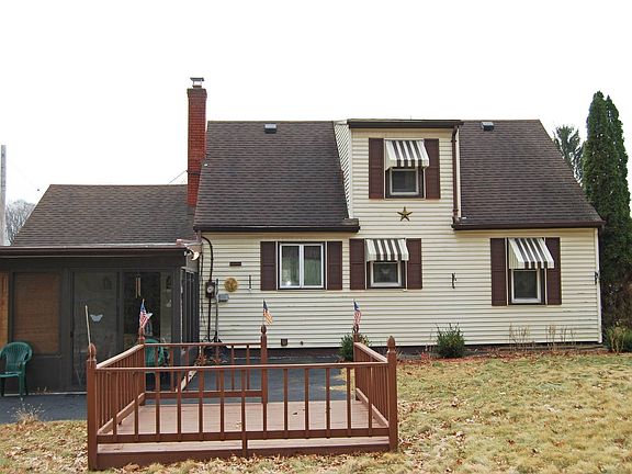 2nd image of 19 Jay St