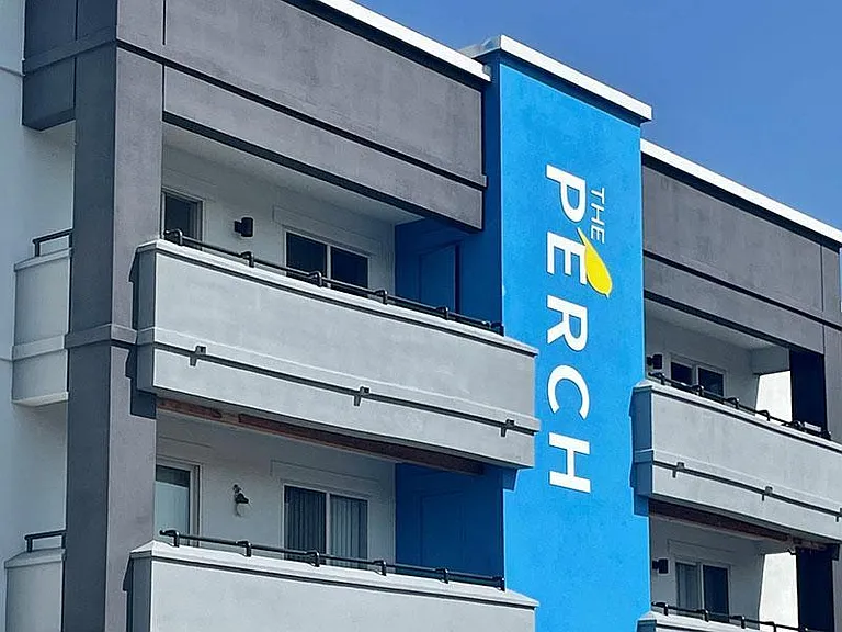 Perch on 52nd — Photo 53