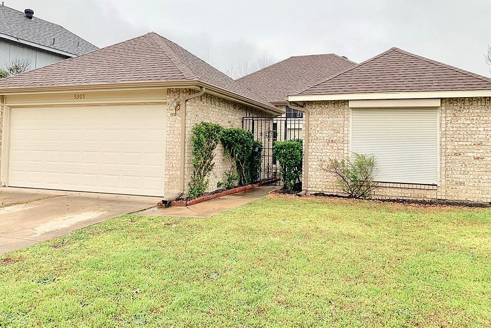 1st image of 5305 Manhassett Dr