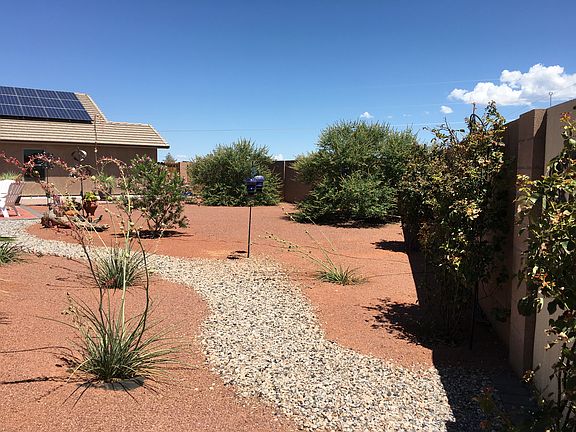 Lots of mature landscaping 