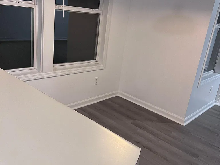 1004 Brookhollow Dr #5 — Photo 5