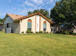 3005 Emerald Dr, Mesquite, TX 75150