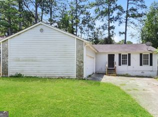 2070 Corners Cir, Lithonia, GA 30058