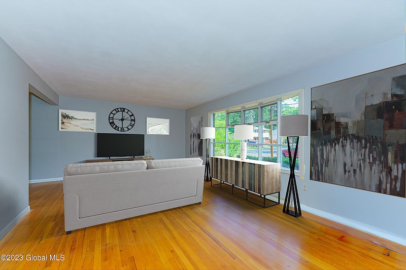 4th image of 6 Farnam Place