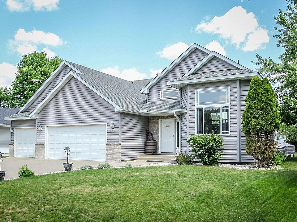 1st image of 2218 Viking Dr