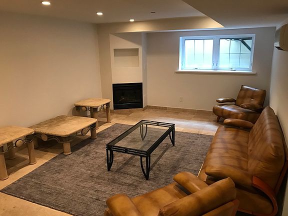 3rd image of 216 Eckford St APT 1B