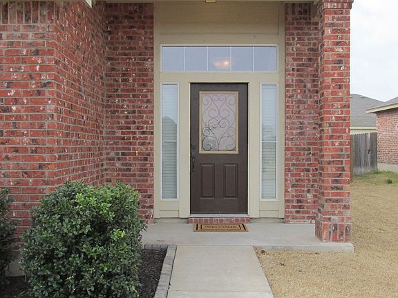 4th image of 428 Weeping Willow Dr