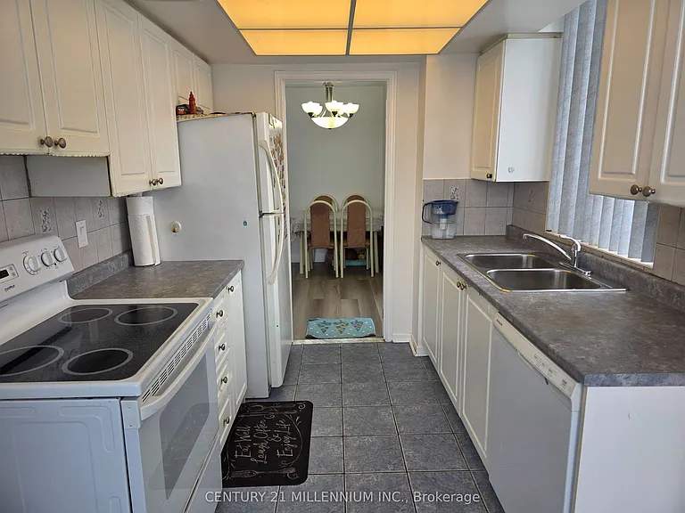 26 Hanover Rd #1605 — Photo 18