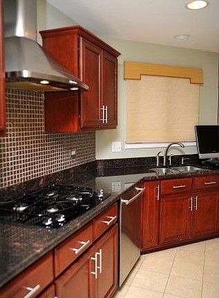 5th image of 901 Berkshire Dr