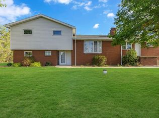 1049 Temple Rd, Monaca, PA 15061