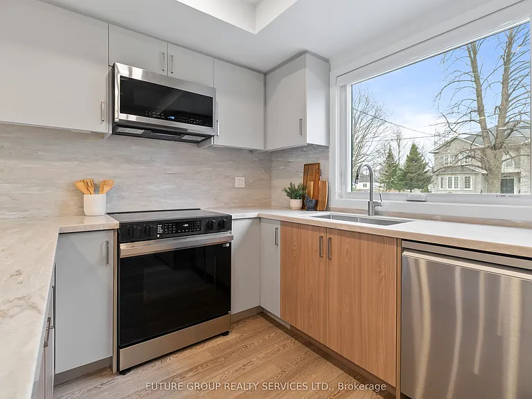 34 Poplar Ave #1 — Photo 10