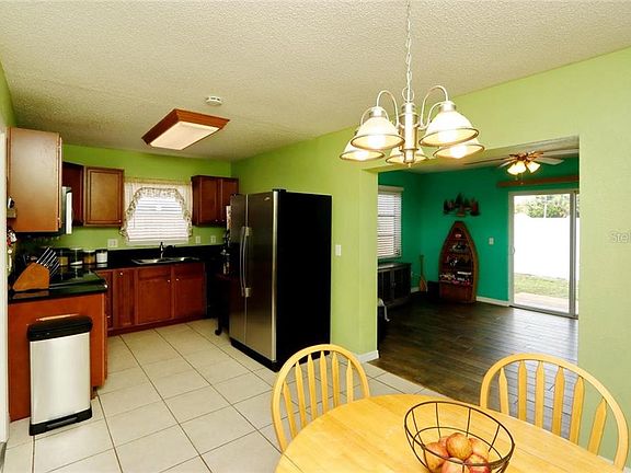 5th image of 2214 Winchester Dr