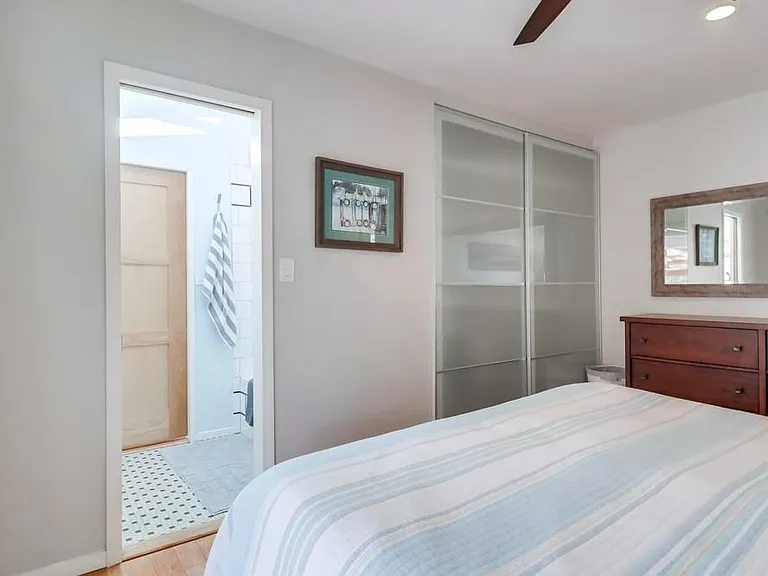 984 Catalina Blvd — Photo 15