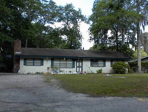 1702 Ash St — Photo 1
