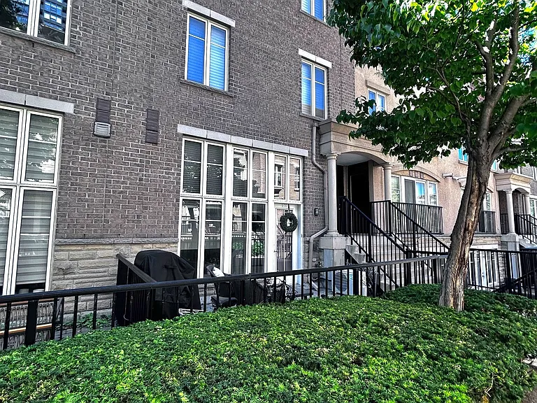 30 Western Battery Rd #311 — Photo 1