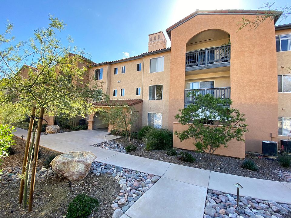 1st image of 7190 Shoreline Dr #6305