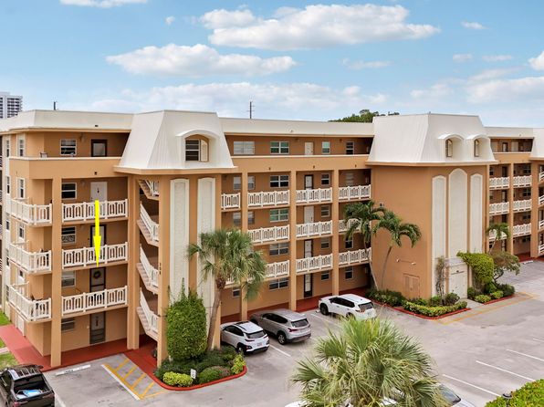 308 Golfview Rd APT 201