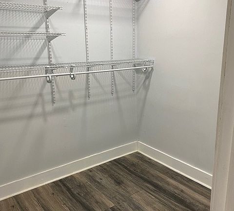Walk in Closet