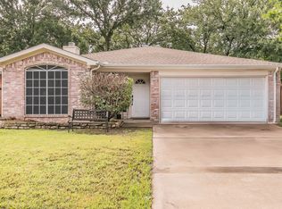 1119 Stone Creek Dr, Mansfield, TX 76063