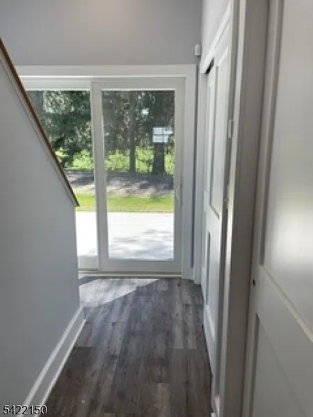 1 bed, 1.0 bath, $2,500 — Photo 4