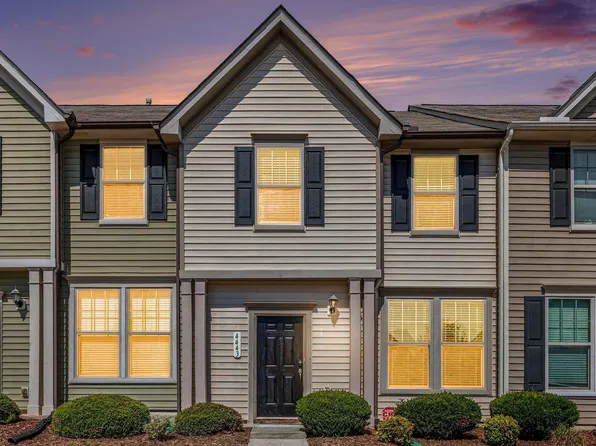 4443 Middletown Dr, Wake Forest, NC 27587