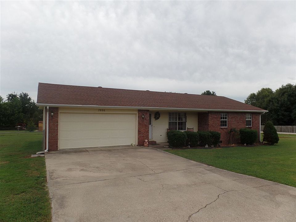 1st image of 7800 Woodland Meadow Dr