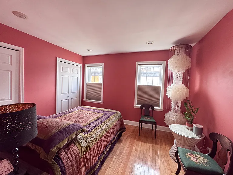 1818 Webster St — Photo 5