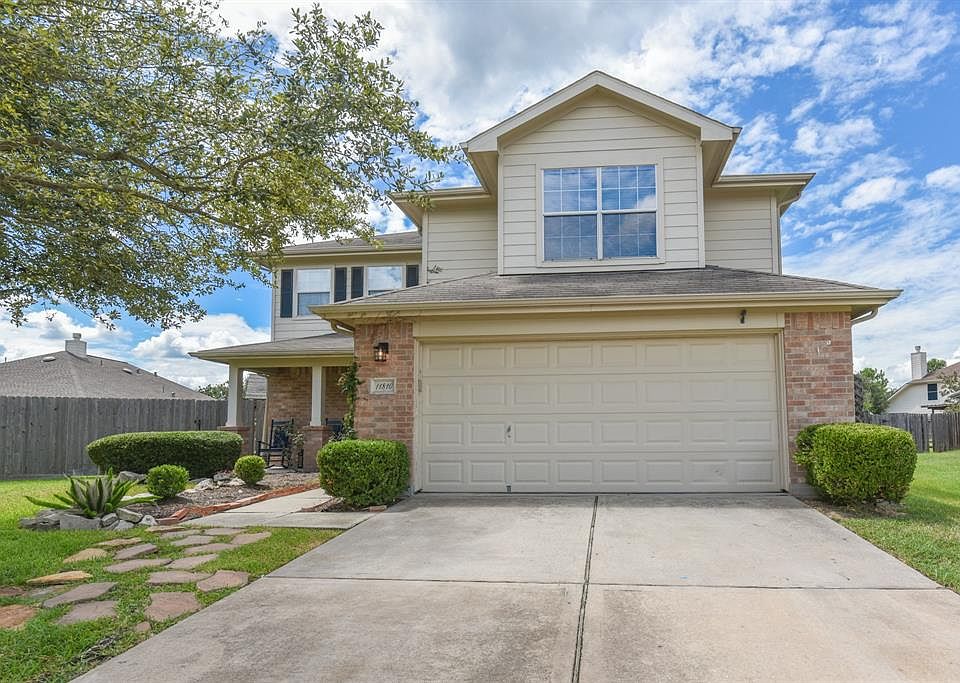 1st image of 11810 Piney Way Ln