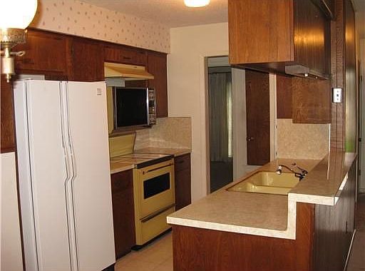 4th image of 4422 Haverhill Ln
