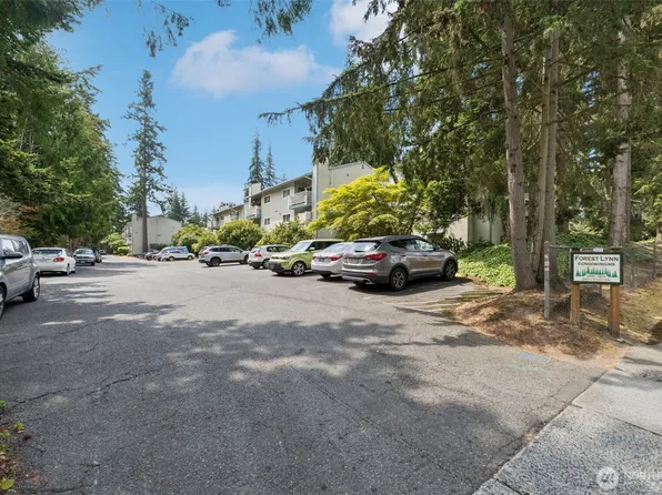 5806 200th Street SW #F, Lynnwood, WA 98036