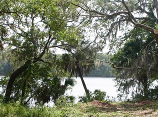 317 Saratoga Dr, Satsuma, FL 32189