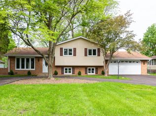 5820 Katrine Ave, Downers Grove, IL 60516
