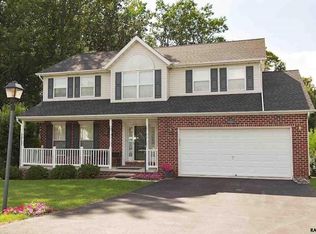 209 Moore Dr, Hanover, PA 17331