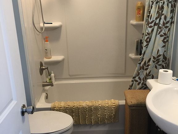 bath downstairs