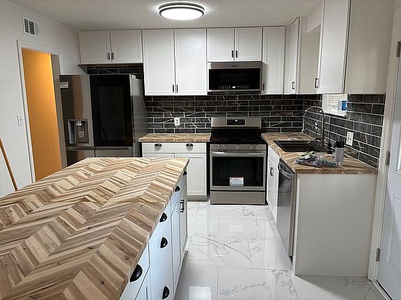 3rd image of 8720 Whitefield Ave