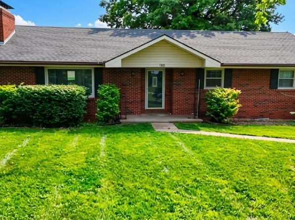 1305 S Us Highway 71, Savannah, MO 64485