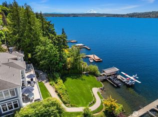 8233 W Mercer Way, Mercer Island, WA 98040
