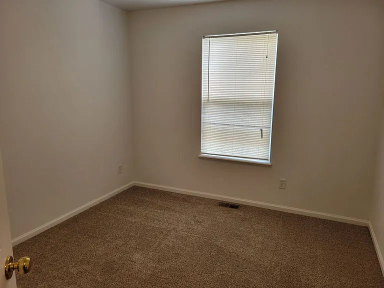 14392 Woodrock Path — Photo 6