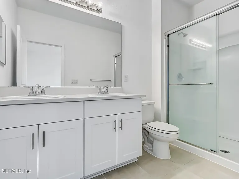 280 Anthony Dr — Photo 27