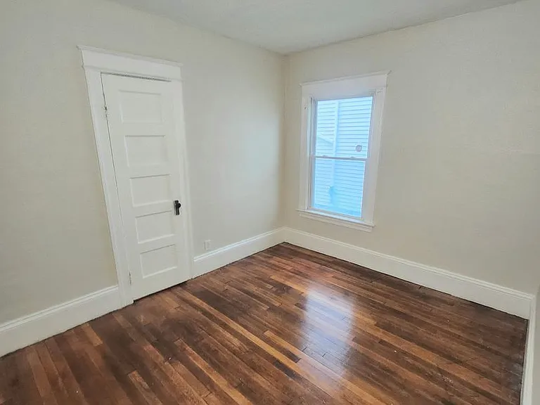 357 Columbia Ave — Photo 12