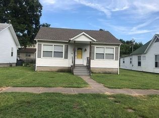 317 S Pennsylvania St, Webb City, MO 64870