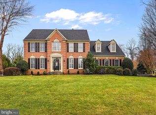 19113 Peach Blossom Ct, Gaithersburg, MD