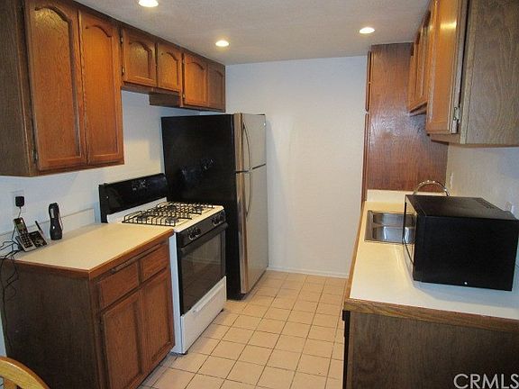 3rd image of 20559 S Vermont Ave Unit 1