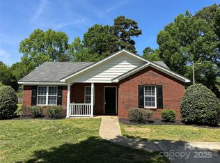 6239 Burmith Ave, Charlotte, NC 28269